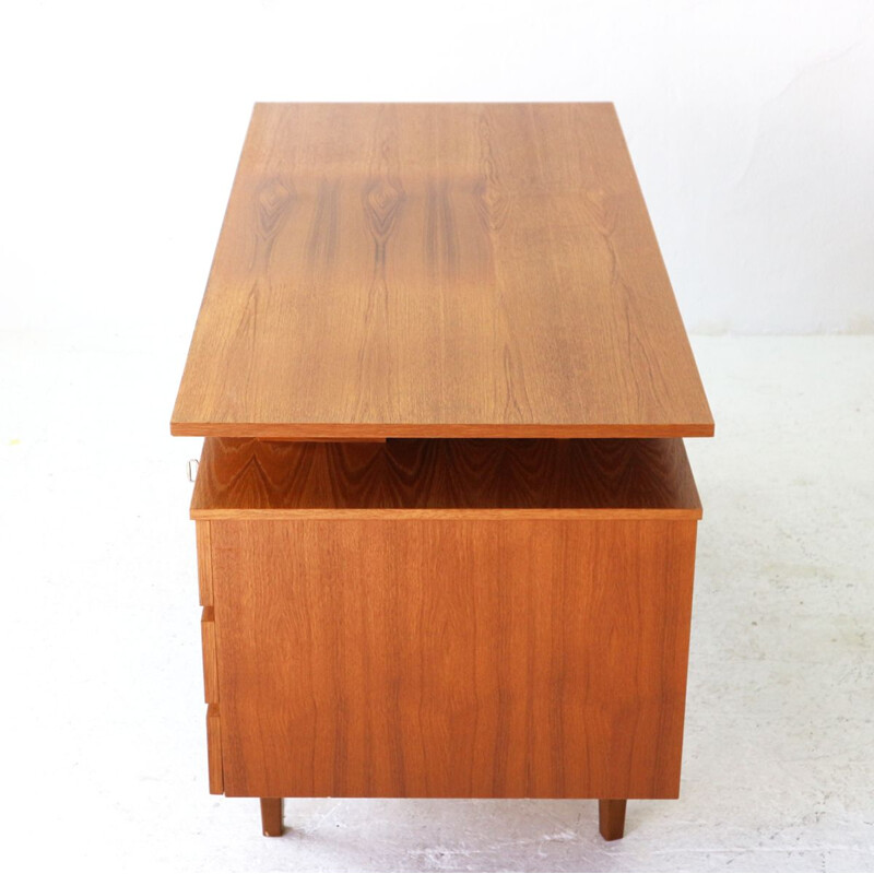 Vintage desk in Teak 1960s