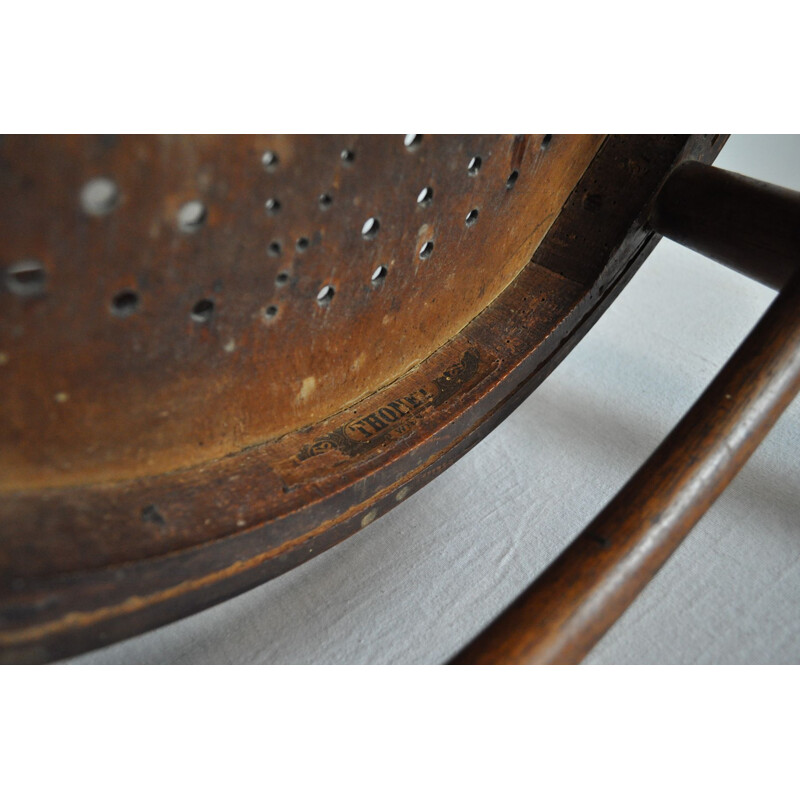 Vintage chair model nr. 233 by Thonet in bentwood