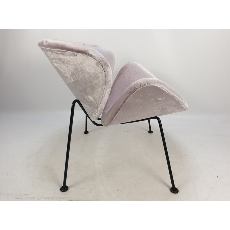 Vintage Orange Slice armchair for Artifort in pink fabric and metal 1980