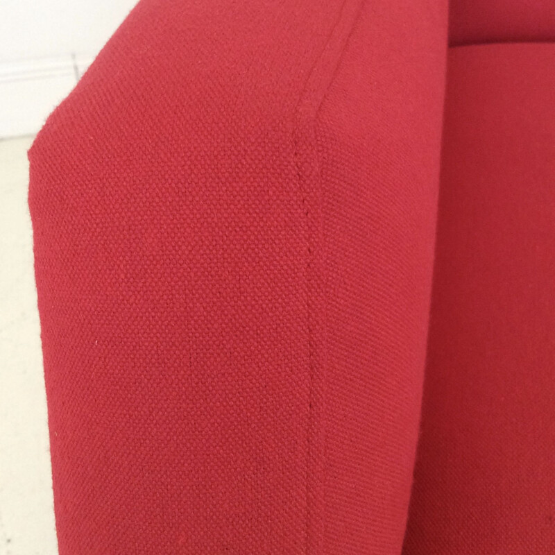 Pareja de sillones vintage en tela rojo claro y latón, Italia 1950