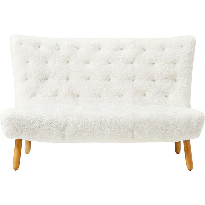 Vintage Clam sofa by Arctander in white sheepskin and beechwood 1950