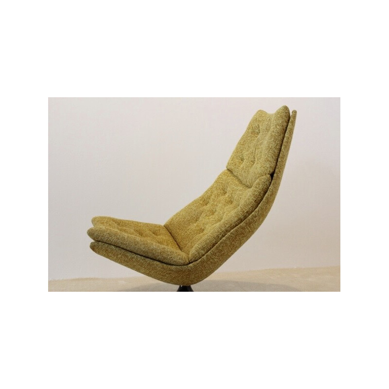 Artifort wooden and fabric chair, Geoffrey HARCOURT - 1960s