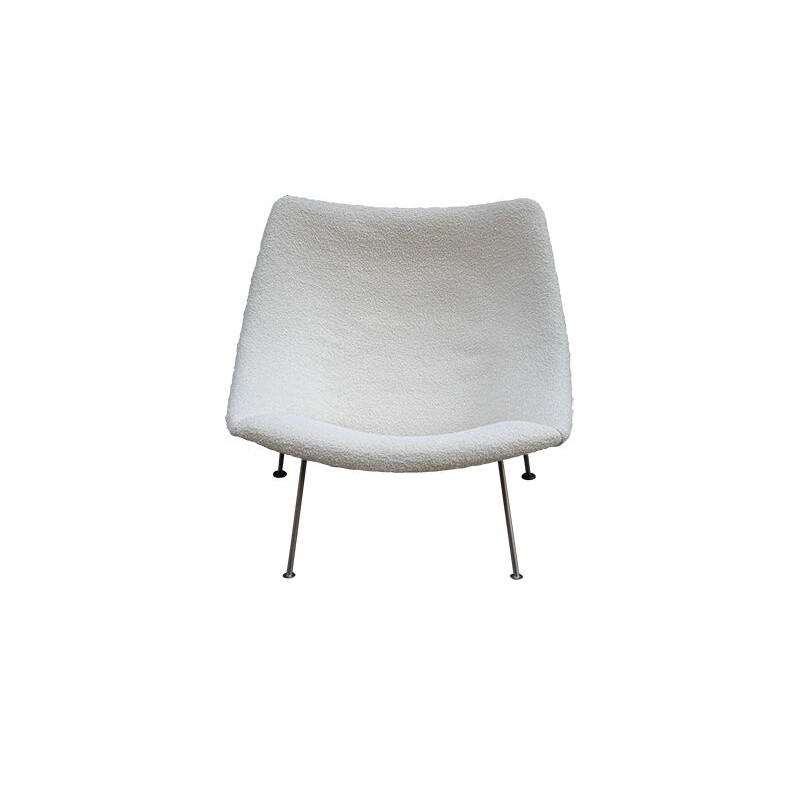 Vintage Armchair Oyster with its foot stool by Pierre Paulin