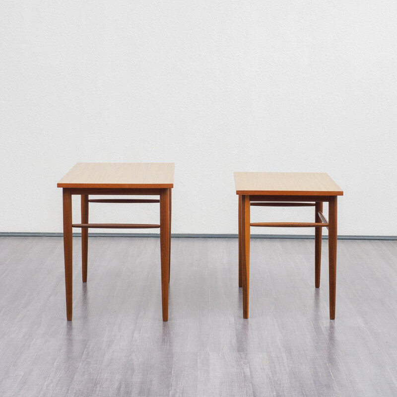 Pair of nesting tables in teak