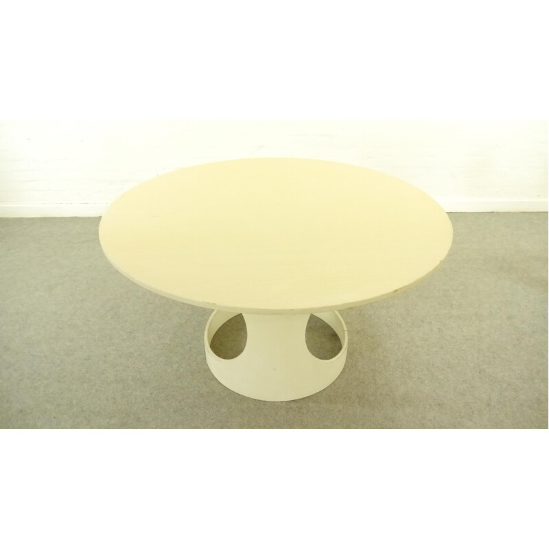 Table PRE-POP par Arne Jacobsen pour ASKO