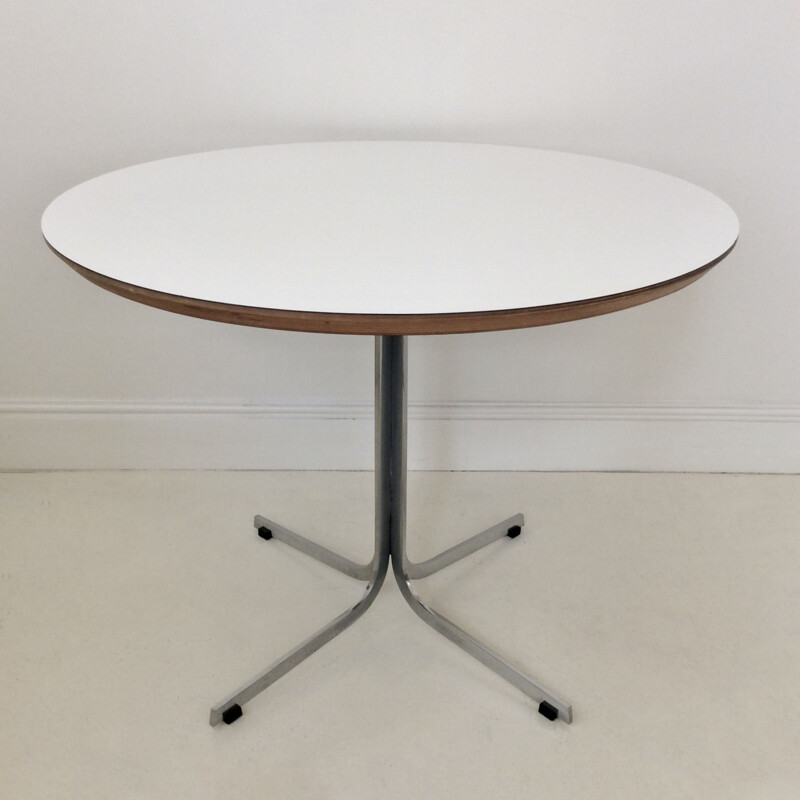 Table T870 par Pierre Paulin pour Artifort