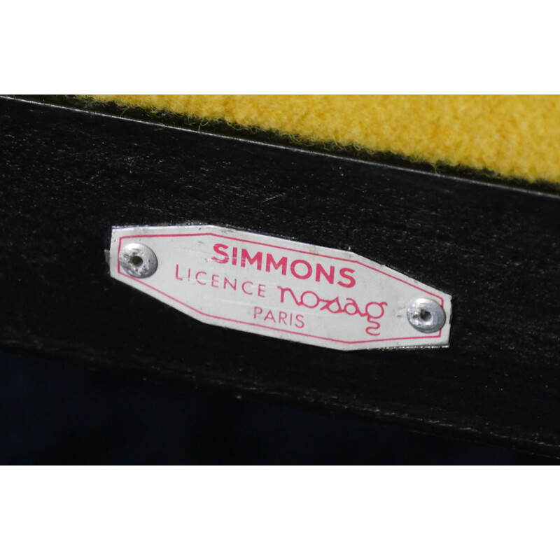 Lit de repos vintage pour Simmons en laine jaune et acier 1950