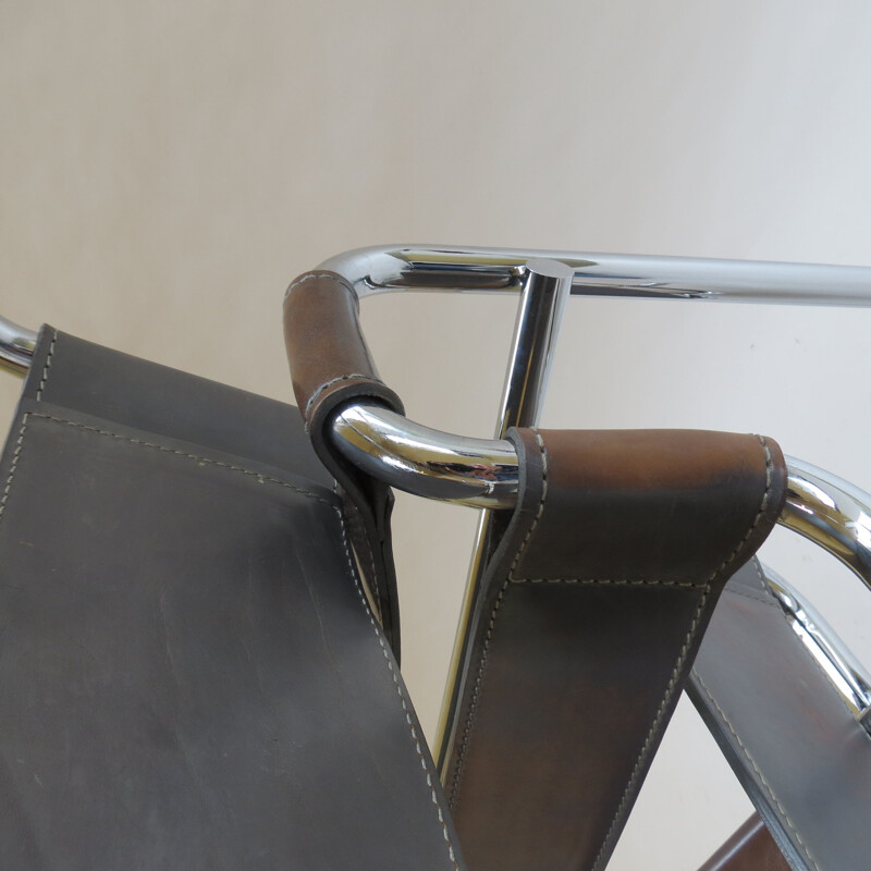 Vintage Wassily B3 armchair for Knoll in gray leather and chrome 1980