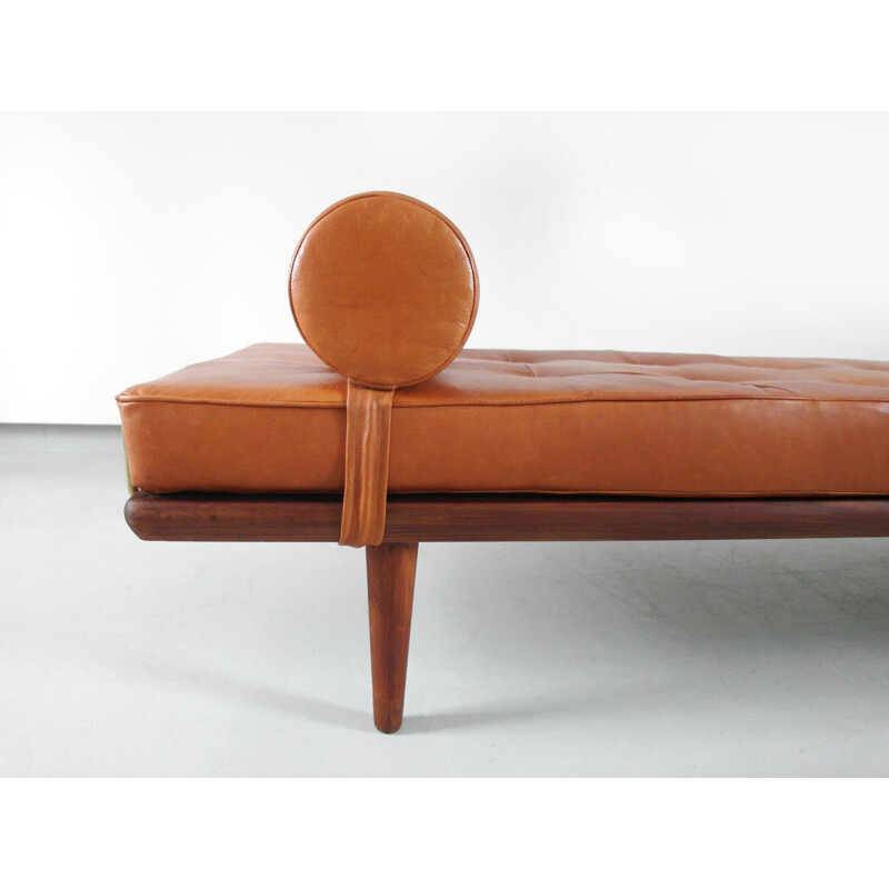 Vintage Daybed in Teak Hans Wegner Model GE 19 for Getama, Denmark, 1956