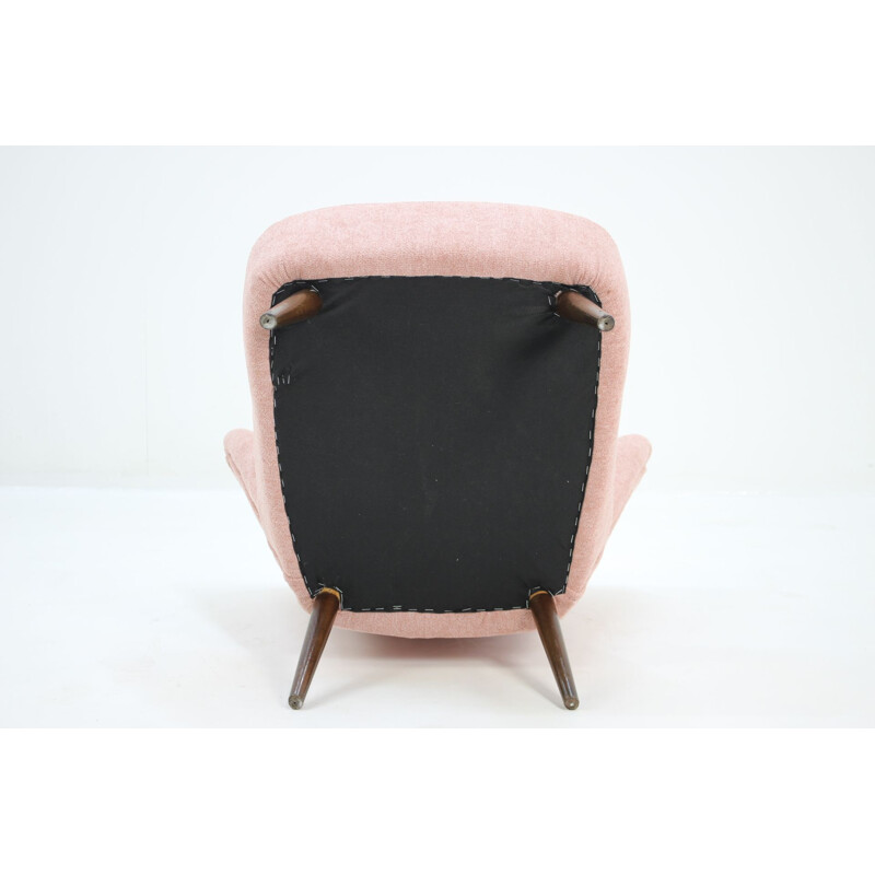 Fauteuil vintage rose Tchécoslovaquie années 1950 