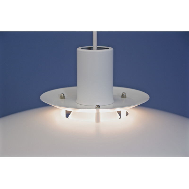 Suspension danoise blanche par Form Light