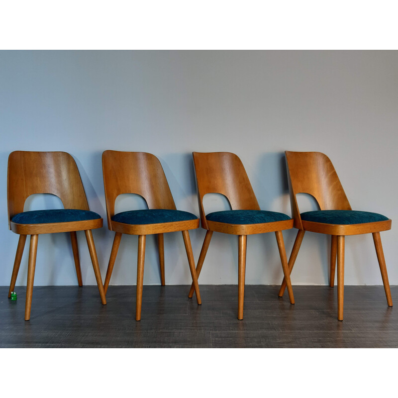 Set of 4 vintage chairs for TOn in beech and blue fabric 1960