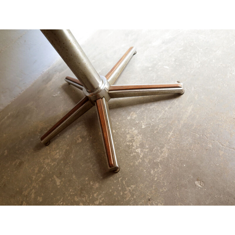 Vintage round coffee table in oak and top in chrome and metal,1970