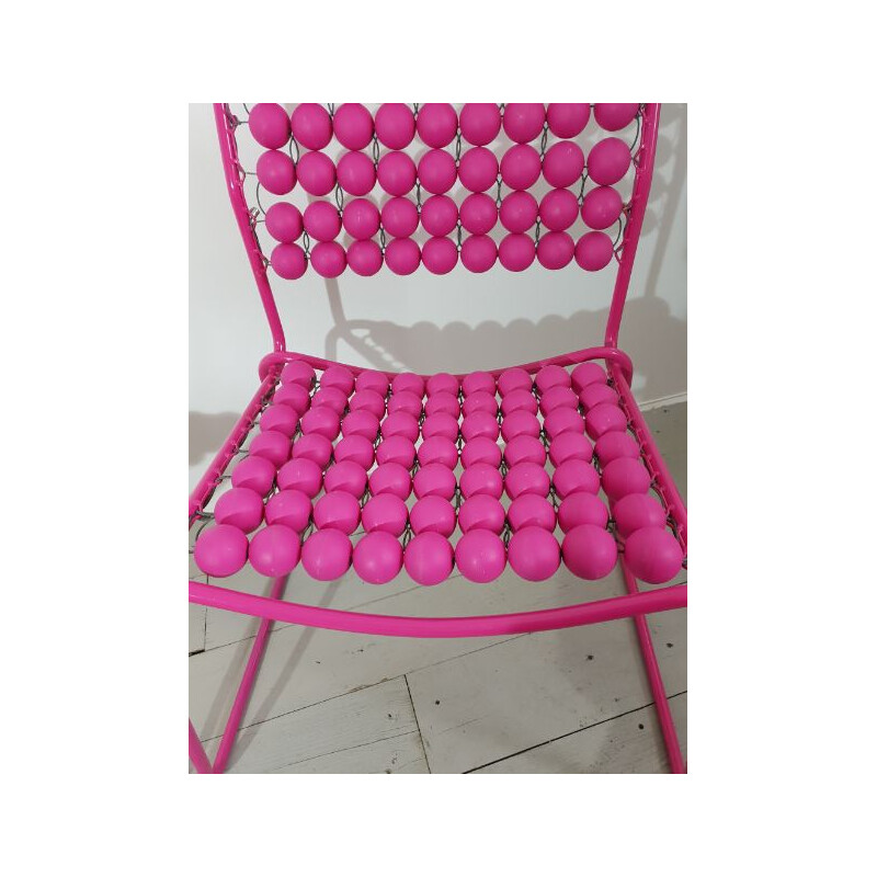 Paire de chaises vintage roses en acier et plastique 1980