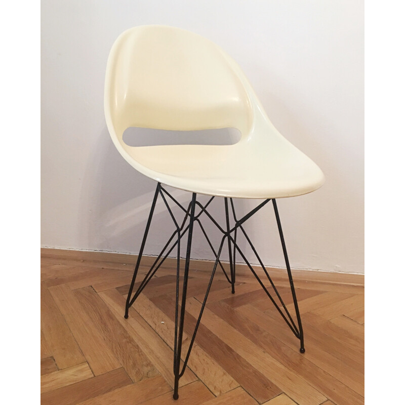 Pair of vintage chairs for Vertex in fiberglass and metal 1960