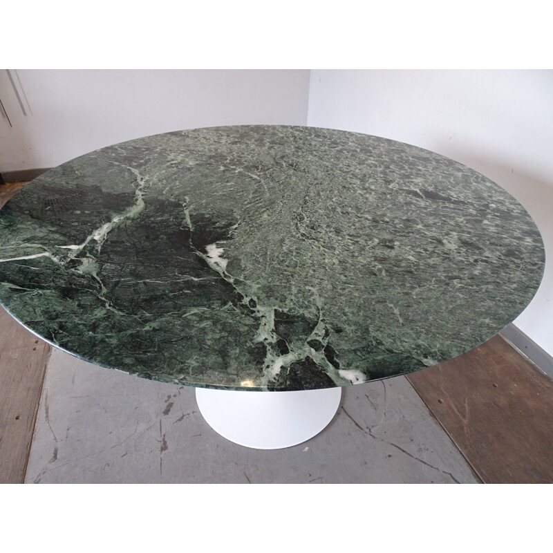 Vintage Tulip table for Knoll in green marble and white metal