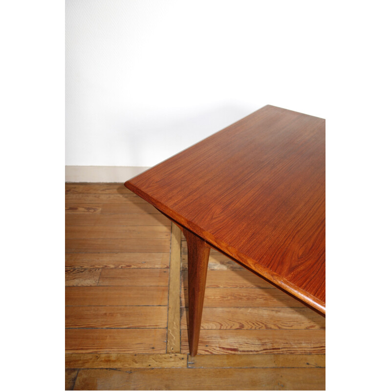 Vintage scandinavian extendable table in teak 1960