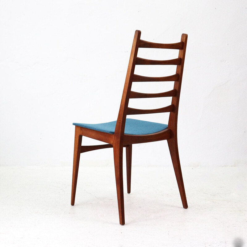 Blue dining chair in teak