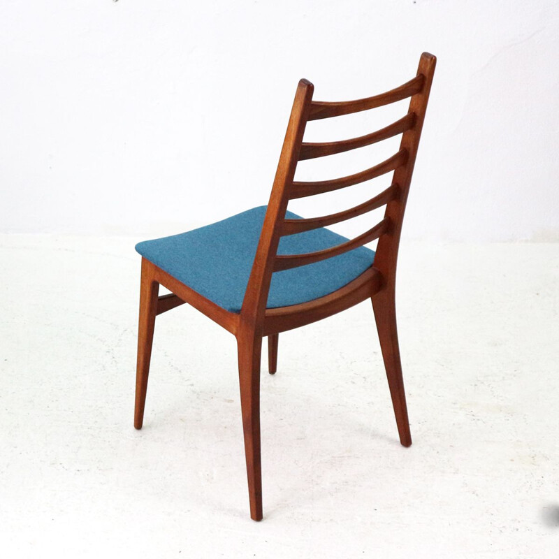 Blue dining chair in teak
