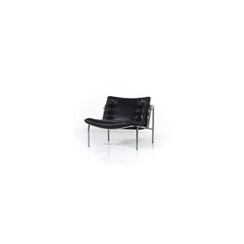 Vintage SZ07 Nagoya armchair for ’t Spectrum in black leather and metal 1960