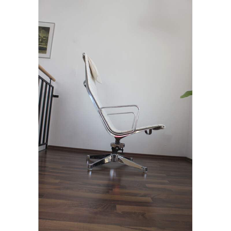 Lounge chair model EA124 by Herman Miller Eames,1960