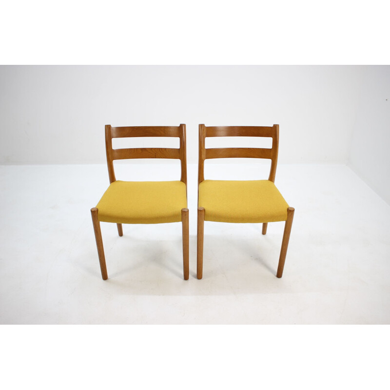 4 chaises à repas vintage en chêne by N.O. Møller,1960