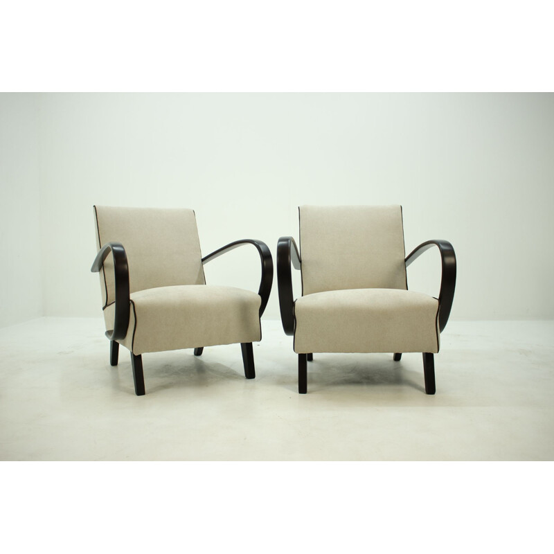 Set of two vintage armchairs in oak by Jindřich Halabala, Czechoslovakia 1950s