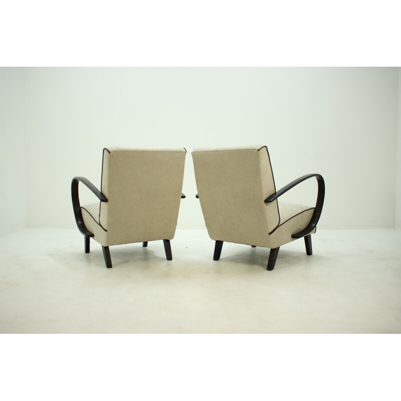 Set of two vintage armchairs in oak by Jindřich Halabala, Czechoslovakia 1950s