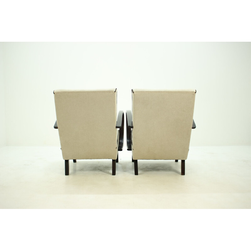 Set of two vintage armchairs in oak by Jindřich Halabala, Czechoslovakia 1950s