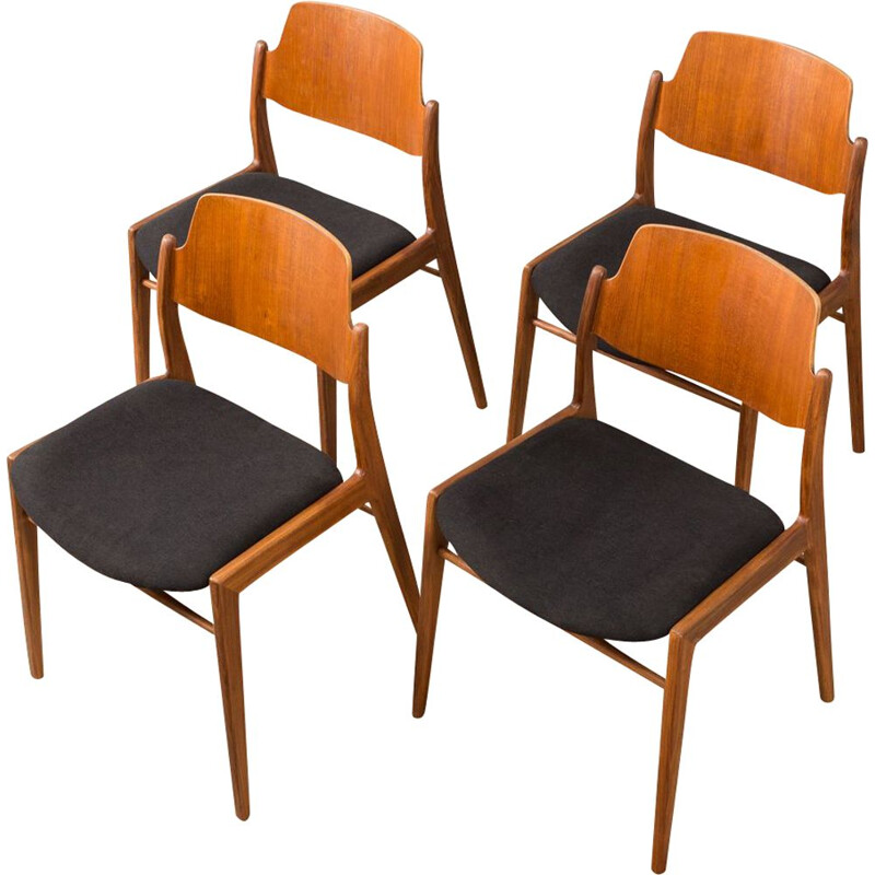 Suite de 4 chaises vintage par Wilkhahn