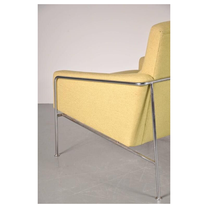 Vintage armchair Airport by Arne Jacobsen for Fritz Hansen Denmark 1960s