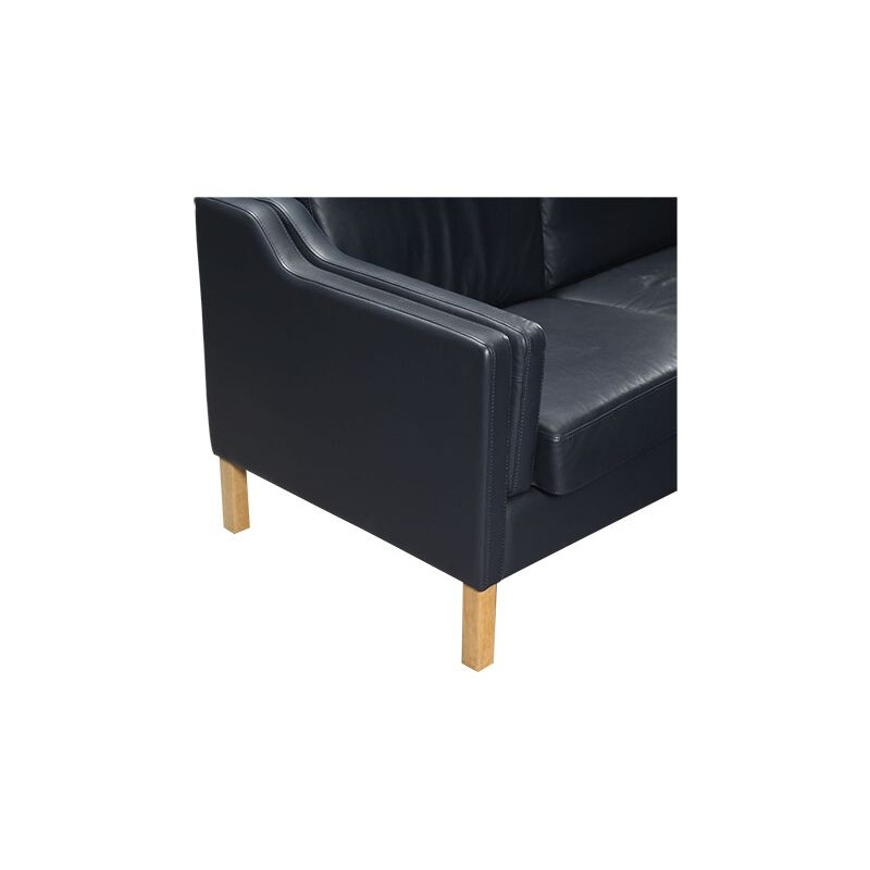 Vintage 3 black leather sofa seats and pouf Ryesberg furniture