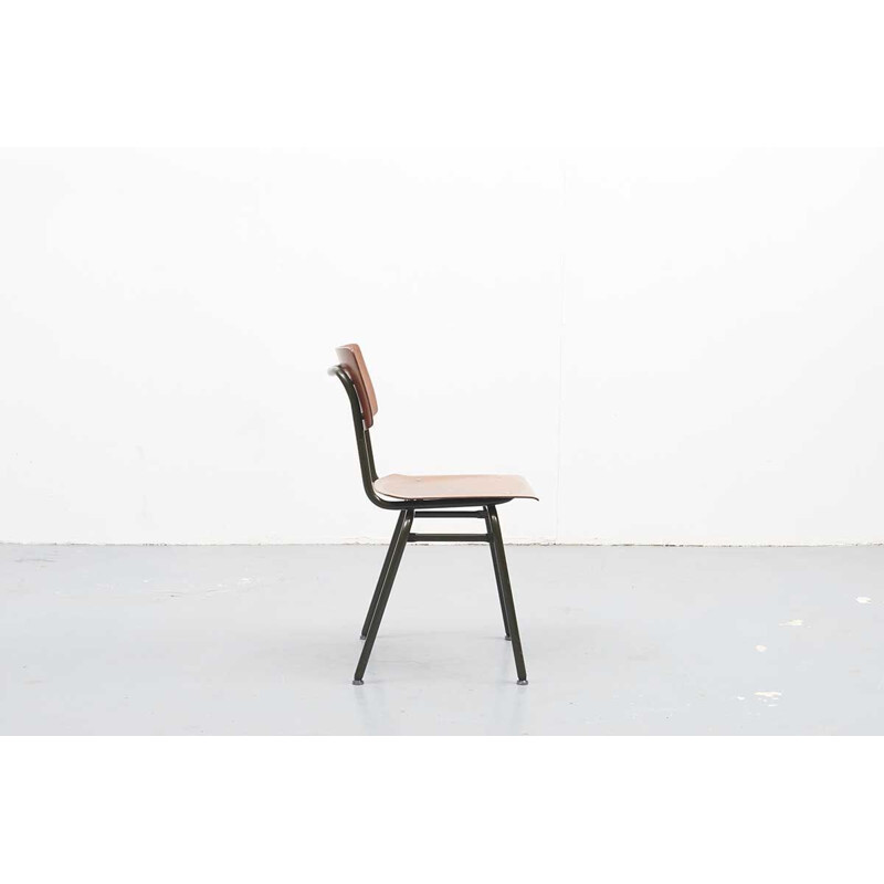 Vintage Ahrend oak khaki chair