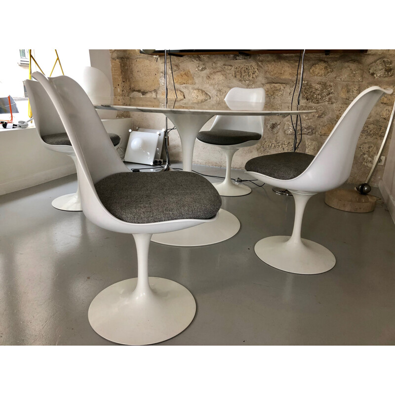 Ensemble Table et Chaises vintage Tulipes de Eero Saarinen pour Knoll