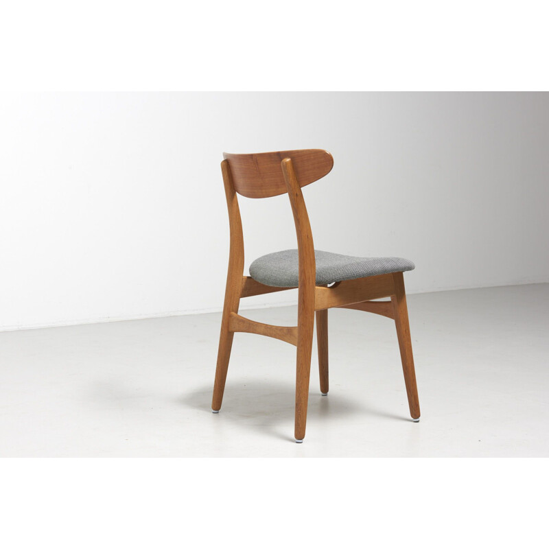 Vintage chair A CH30 by Hans J. Wegner