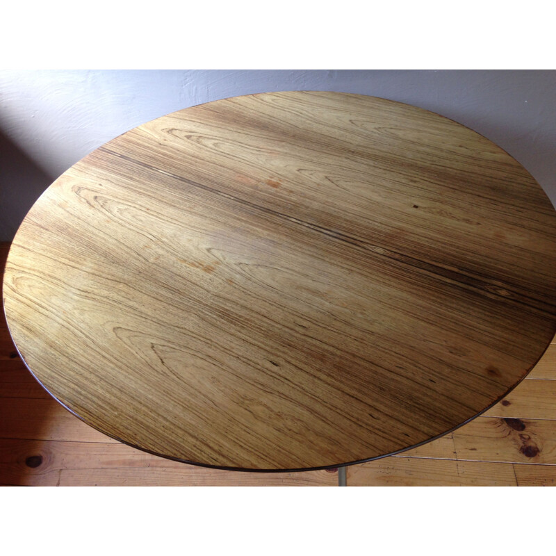 Vintage dining table round in rosewood Arne Jacobsen