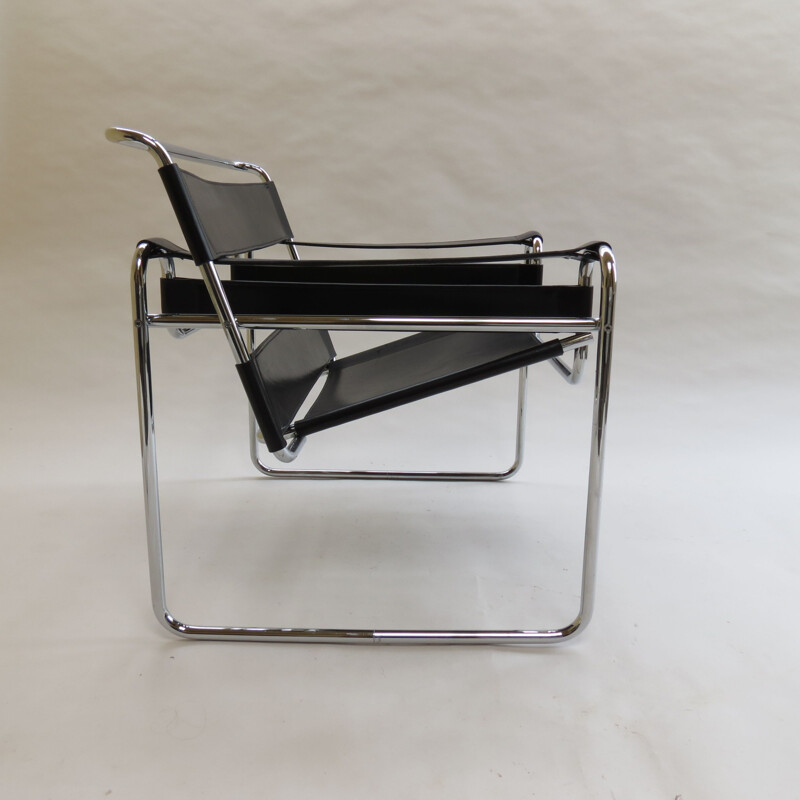 Wassily B3 chair by Marcel Breuer for Knoll