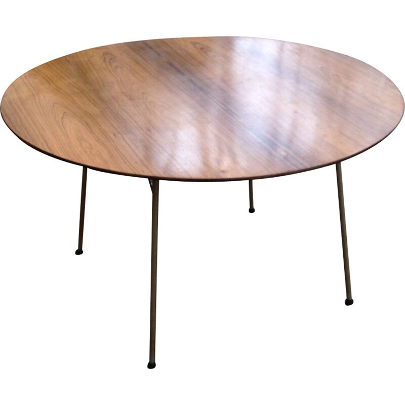 Vintage dining table round in rosewood Arne Jacobsen