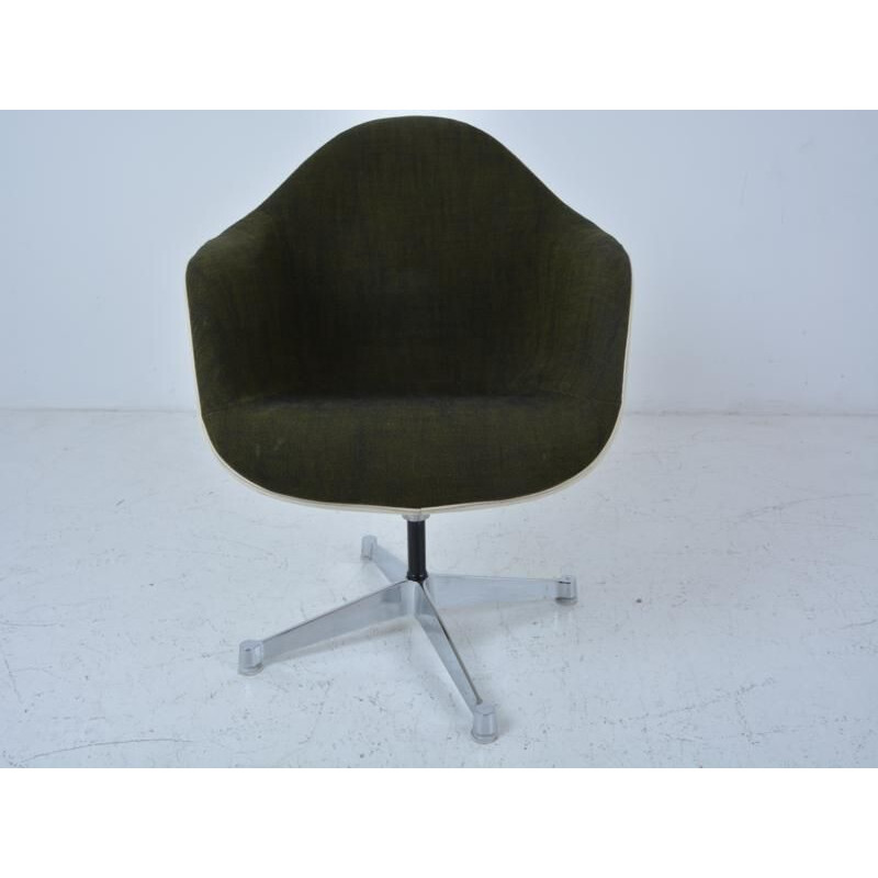 Vintage desk chair swivel by Charles and Ray Eames Herman Miller Edition 60s 