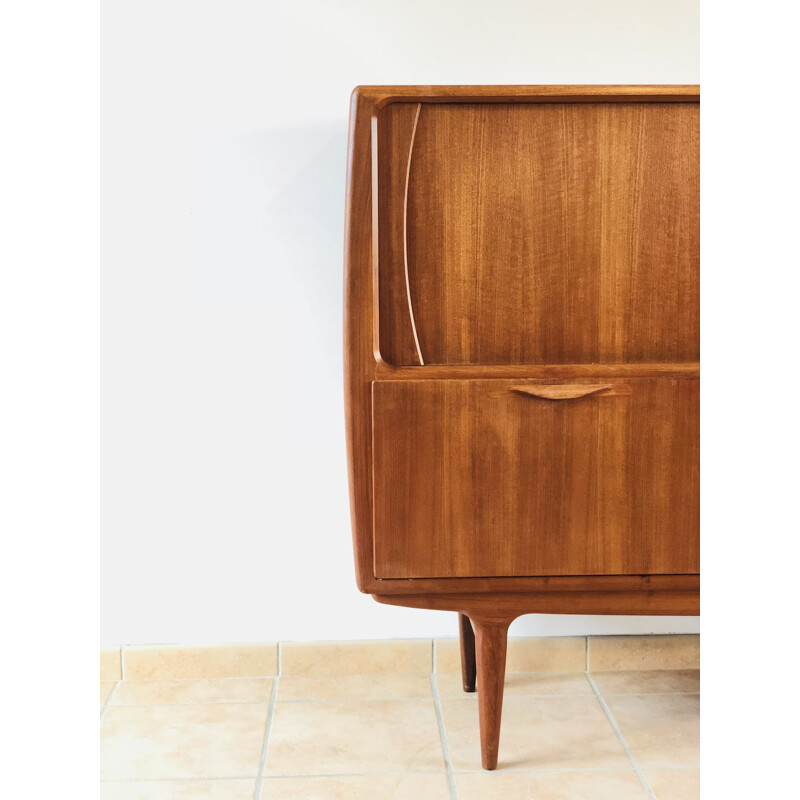 Vintage scandinavian sideboard for Uldum in teak 1960