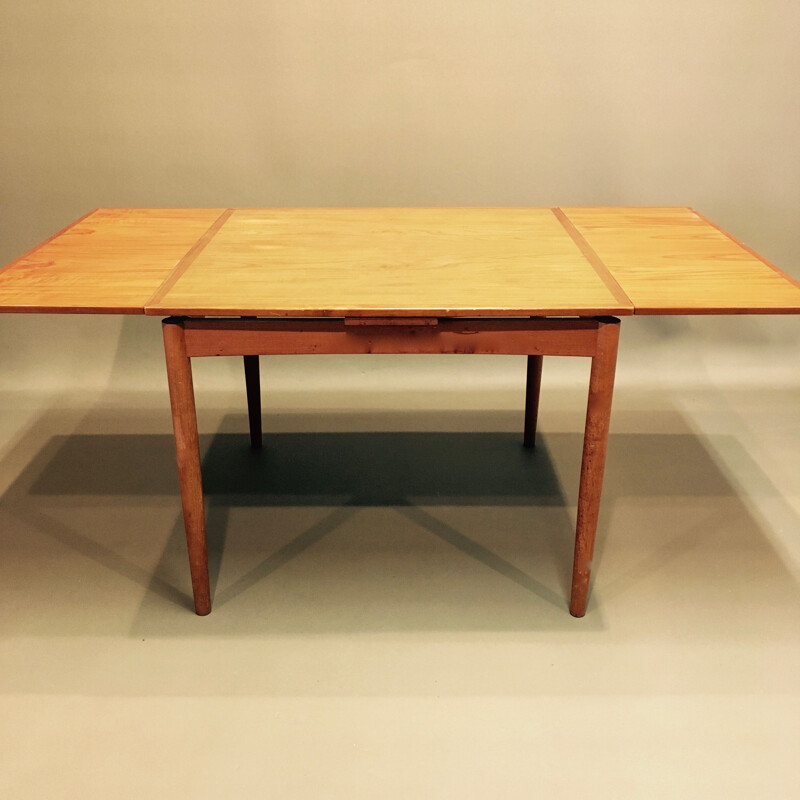 Vintage scandinavian extendable table in teak 1950