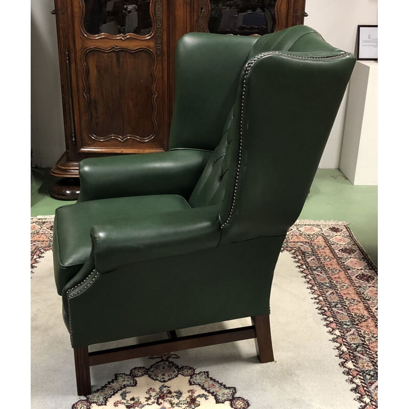 Vintage Chesterfield armchair in green leather 1970