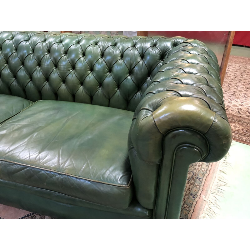 Canapé 2 places vintage chesterfield en cuir vert des années 70