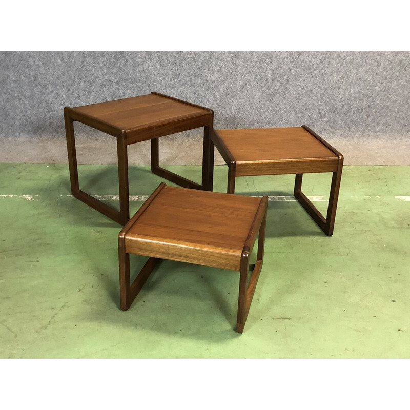 Vintage nesting tables in teak 70s