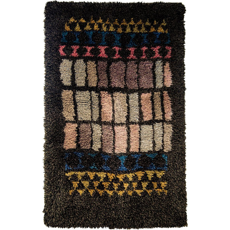 Vindu carpet by Arne Lindås