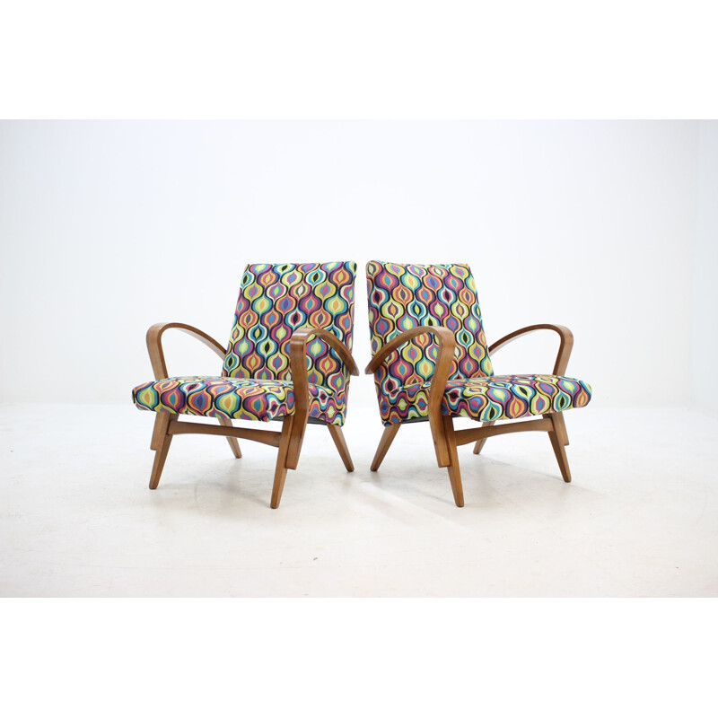 Ensemble de 2 fauteuils vintage Tatra par Jirak Frantisek en bois et tissu