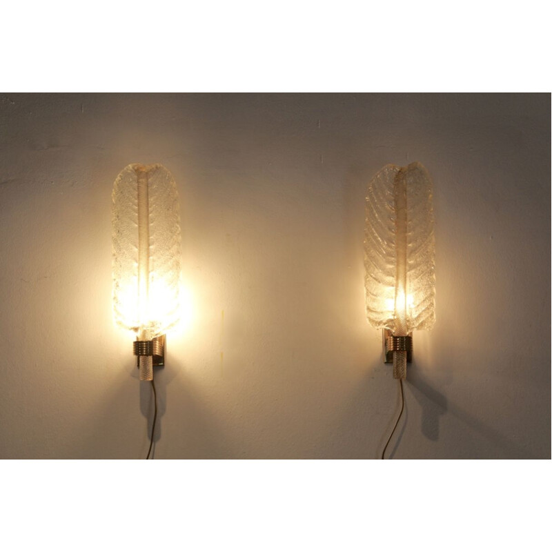 Pair of vintage leaf sconces for Barovier & Toso in Murano glass and brass