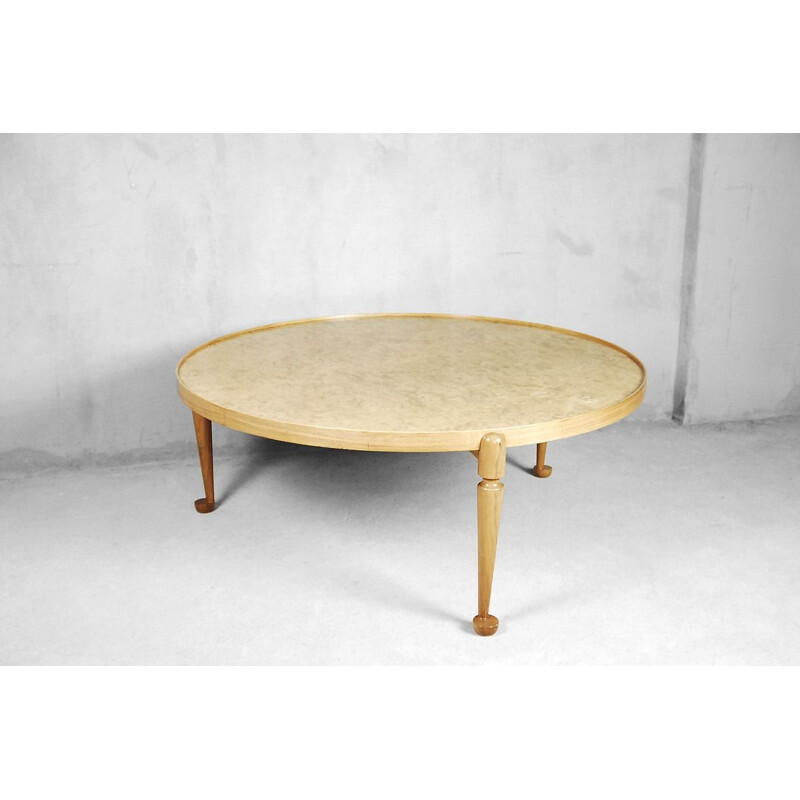Vintage 2139 table for Svenskt Tenn in walnut and burlwood 1940