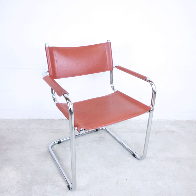 Suite de 2 fauteuils S33 vintage italiens en cuir rouge et acier 1980