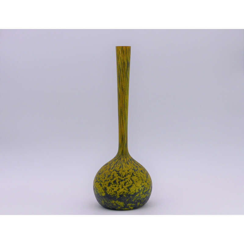 Vase vintage jaune de Delatte Nancy en verre 1930